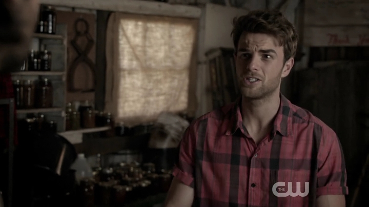 VampireDiariesWorld-dot-nl_SignificantMother-1x02-0585.jpg