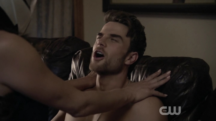 VampireDiariesWorld-dot-nl_SignificantMother-1x02-1147.jpg