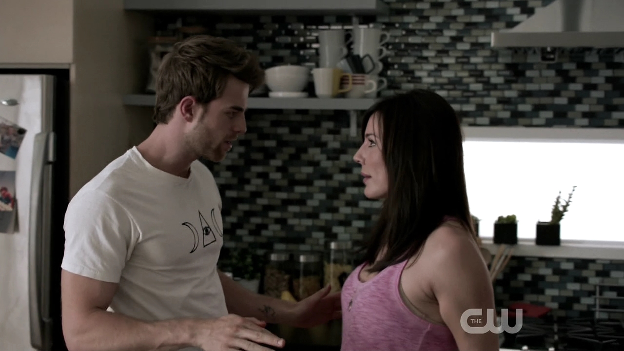 VampireDiariesWorld-dot-nl_SignificantMother-1x04-0100.jpg