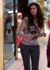 vampirediariesworld-dot-org_AmericanMall00421.png