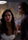 vampirediariesworld-dot-org_AmericanMall00889.png