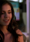 vampirediariesworld-dot-org_AmericanMall01138.png