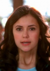 vampirediariesworld-dot-org_AmericanMall01654.png