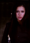 vampirediariesworld-dot-org_AmericanMall01861.png