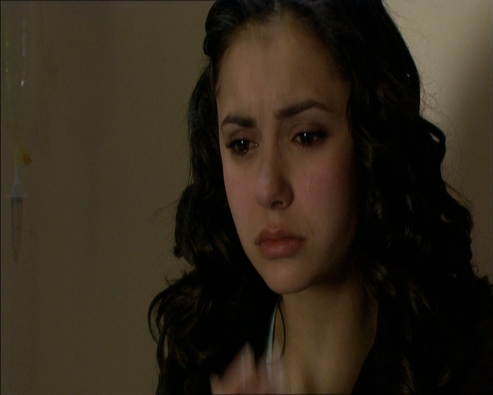 VampireDiariesWorld_dot_org-MyDaughtersSecret2320.png