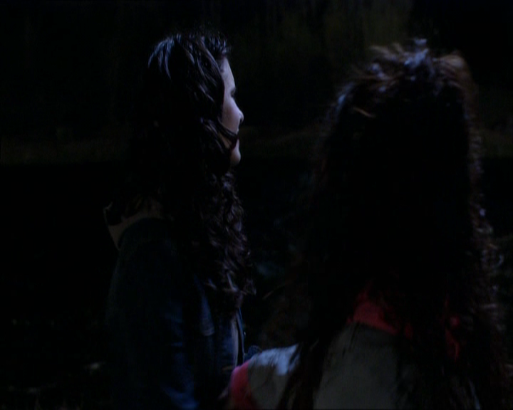 VampireDiariesWorld_dot_org-MyDaughtersSecret3415.png