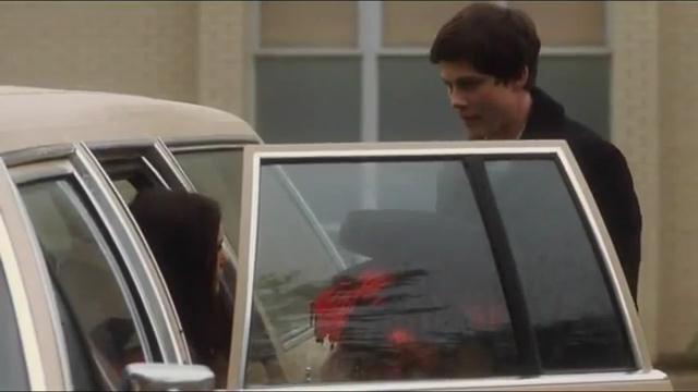 VampireDiariesWorld-dot-org_ThePerksOfBeingAWallflower-DeletedScenes-0281.jpg