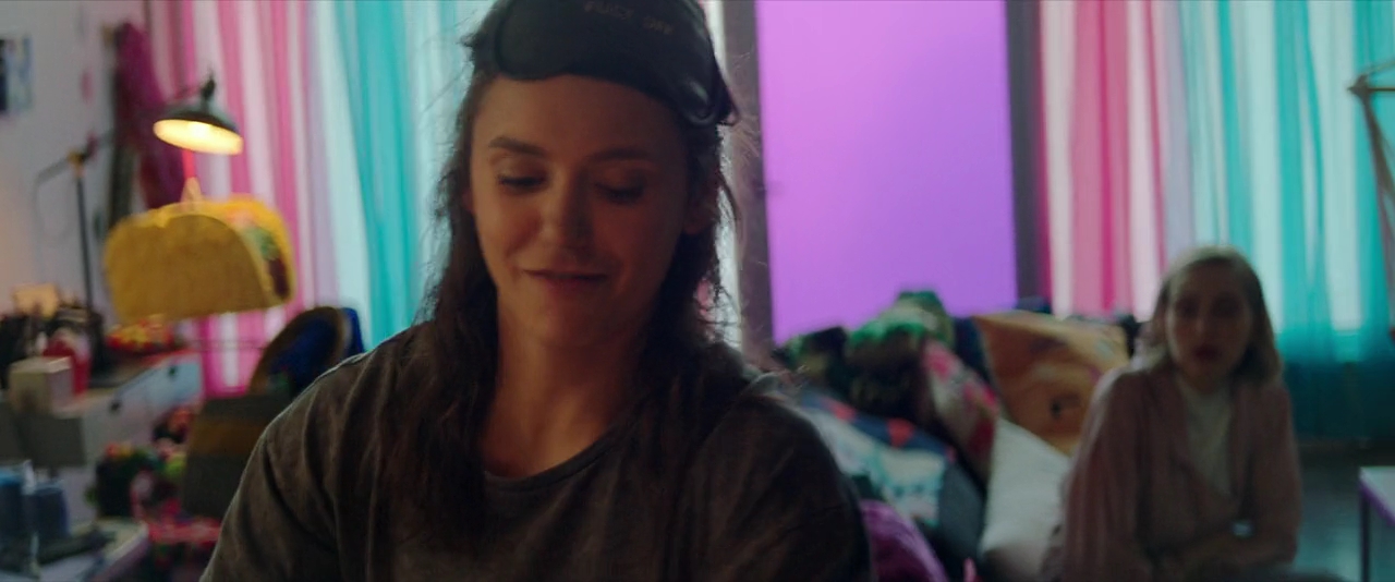 VampireDiariesWorld-dot-nl-SickGirl1833.jpg