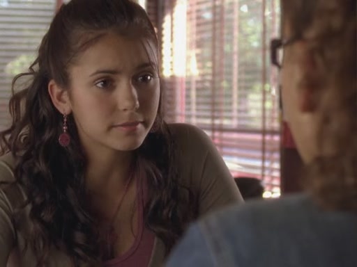 VampireDiariesWorld-dot-org-DegrassiTheNextGeneration-6x09WhatsitfeelliketobeaGhostPart1-0348.jpg