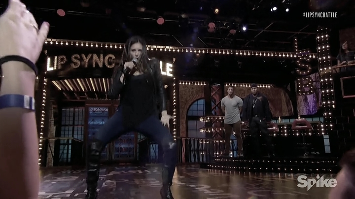 vampirediariesworld_dot_nl-LypsyncBattle0322.jpg