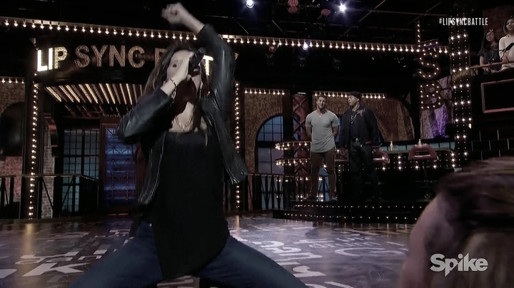 vampirediariesworld_dot_nl-LypsyncBattle0331.jpg