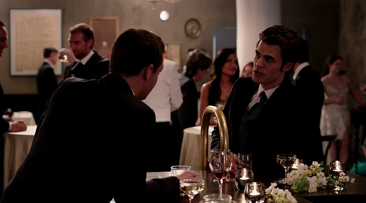 VampireDiariesWorld-dot-org_AmiraAndSam3465.jpg