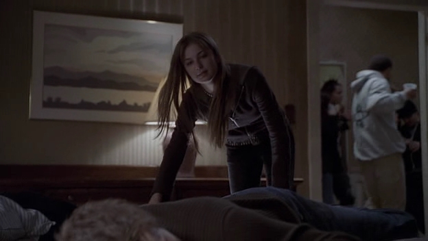 VampireDiariesWorld-dot-org_Everwood2x16-2010.jpg