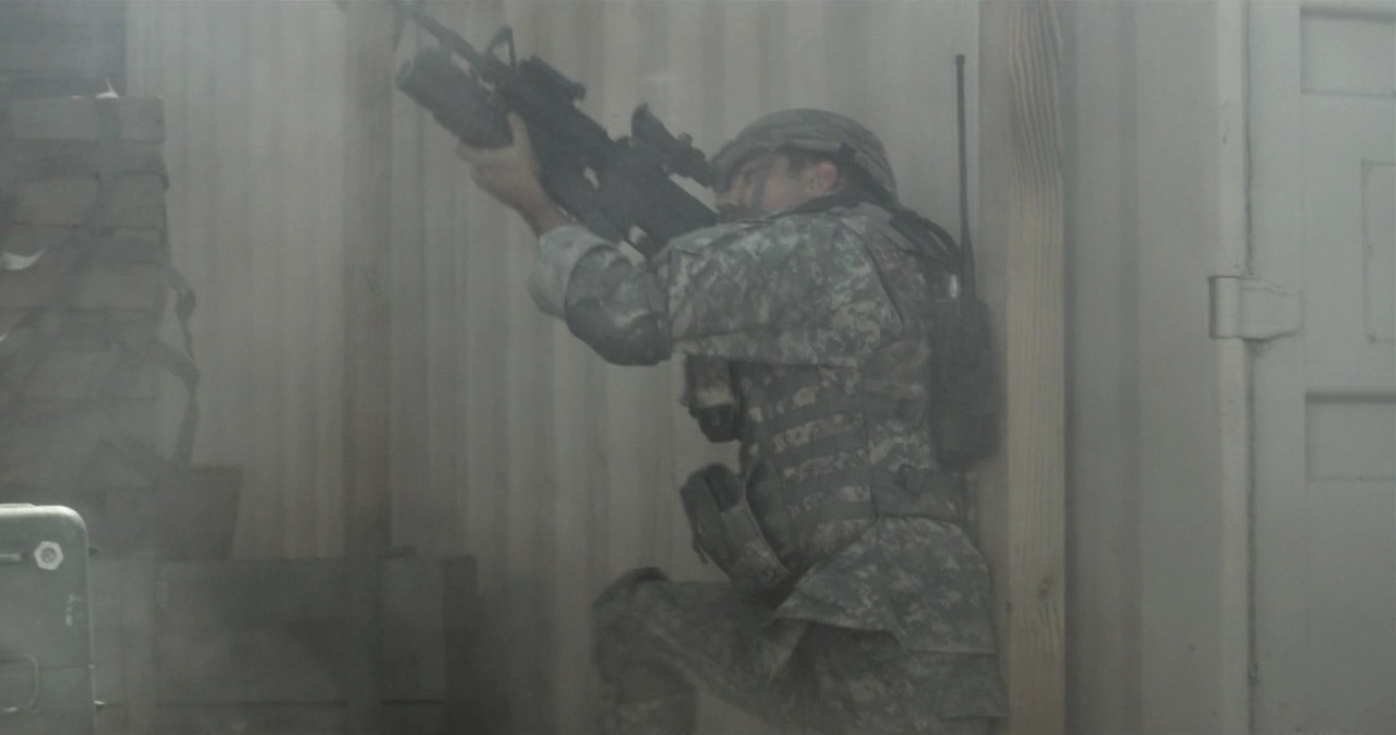 VampireDiariesWorld-dot-nl_MedalOfHonor1x02-0745.jpg