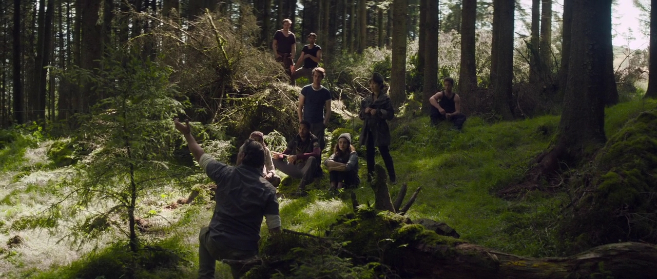 VampireDiariesWorld-dot-nl_TakeDown1916.jpg