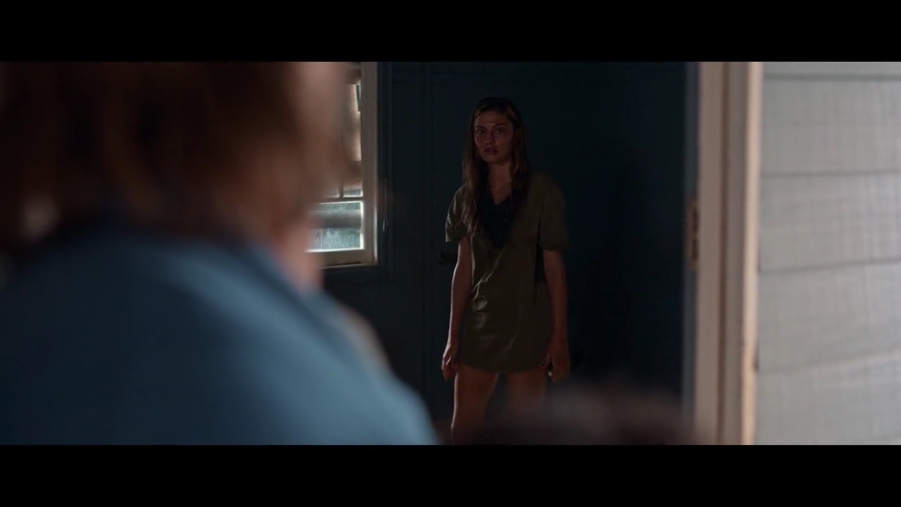 VampireDiariesWorld-BoySwallowsUniverse2009.jpg