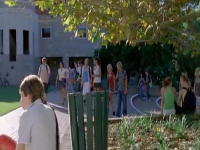 VampireDiariesWorld-dot-org_H20JustAddWater-S01e19-0134.jpg
