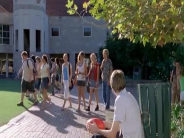 VampireDiariesWorld-dot-org_H20JustAddWater-S01e19-0138.jpg