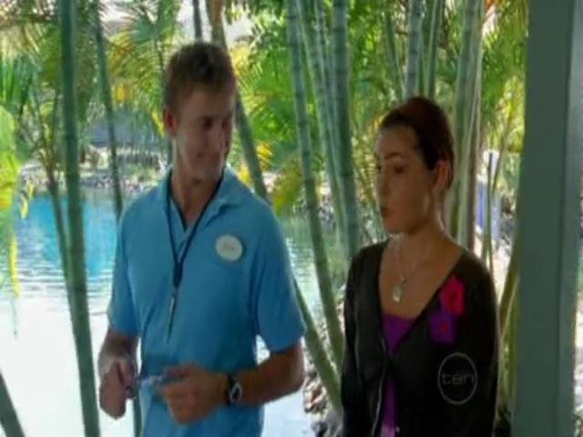 VampireDiariesWorld-dot-org_H20JustAddWater-S01e19-1084.jpg