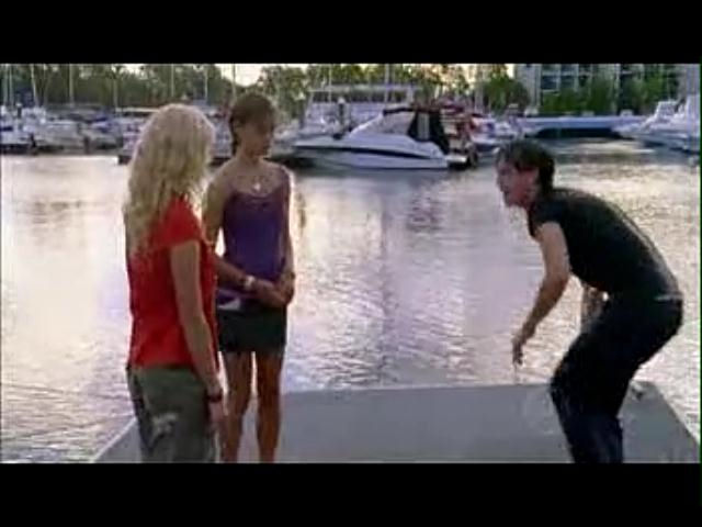 VampireDiariesWorld-dot-org_H20JustAddWater-S01e23-1032.jpg