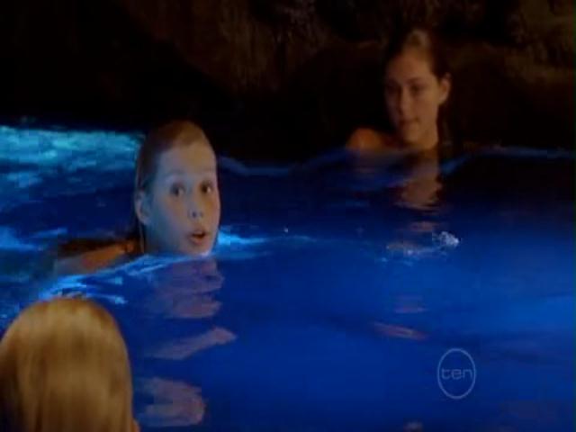 VampireDiariesWorld-dot-org_H20JustAddWater-S02e08-0854.jpg