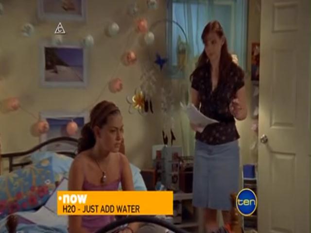 VampireDiariesWorld-dot-org_H20JustAddWater-S02e10-0334.jpg