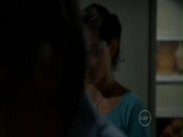 VampireDiariesWorld-dot-org_H20JustAddWater-S02e12-1224.jpg