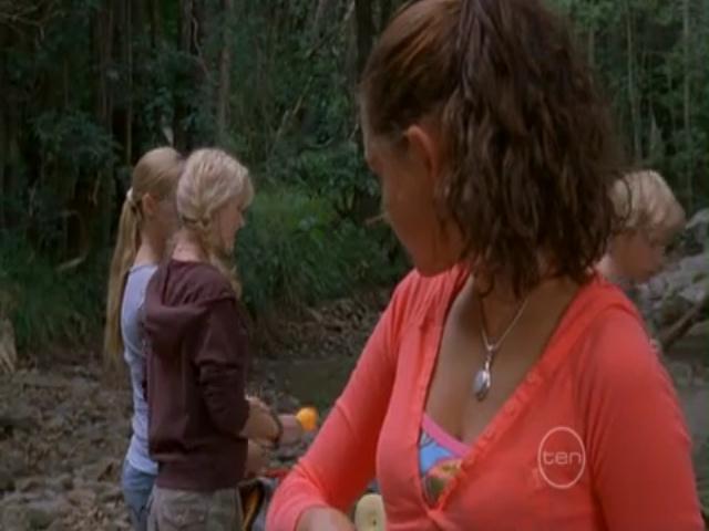 VampireDiariesWorld-dot-org_H20JustAddWater-S02e13-0364.jpg