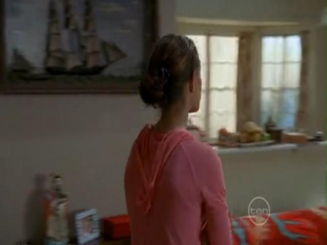 VampireDiariesWorld-dot-org_H20JustAddWater-S02e18-0425.jpg