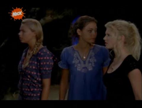 VampireDiariesWorld-dot-org_H20JustAddWater-S03E02-1127.jpg