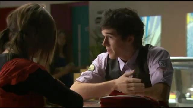 VampireDiariesWorld-dot-org_HomeAndAway-Episode5179-0682.jpg