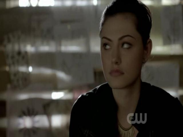 VampireDiariesWorld-dot-org_TheSecretCircle-S01E01-0862.jpg