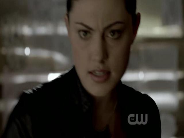 VampireDiariesWorld-dot-org_TheSecretCircle-S01E01-0868.jpg