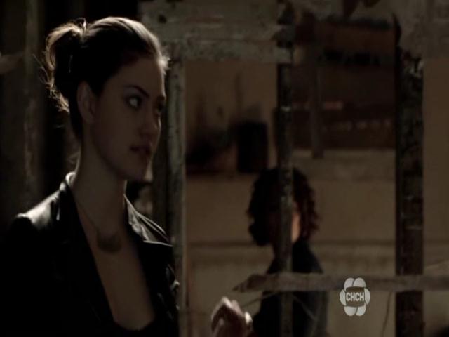 VampireDiariesWorld-dot-org_TheSecretCircle-S01E01-1197.jpg