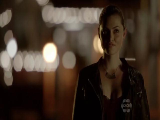 VampireDiariesWorld-dot-org_TheSecretCircle-S01E01-1491.jpg