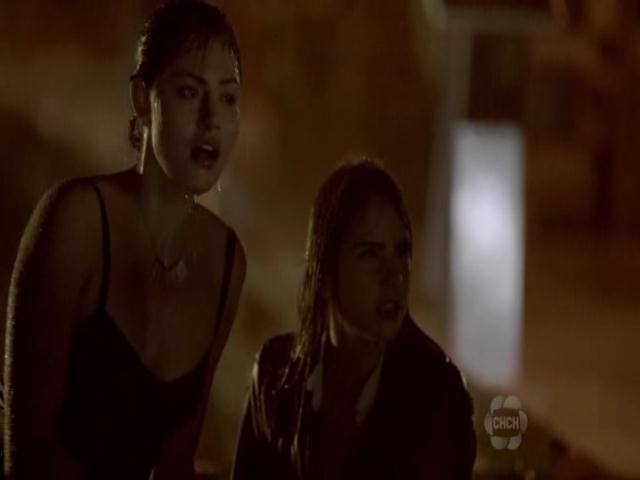 VampireDiariesWorld-dot-org_TheSecretCircle-S01E01-1563.jpg