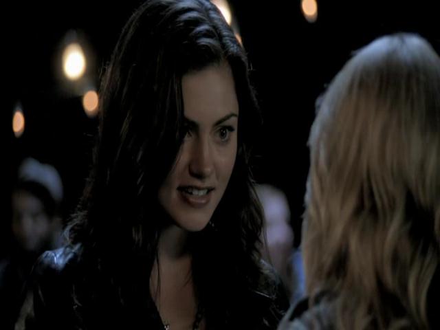 VampireDiariesWorld-dot-org_TheSecretCircle-S01E02-1534.jpg