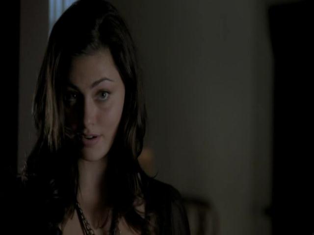 VampireDiariesWorld-dot-org_TheSecretCircle-S01E02-2060.jpg