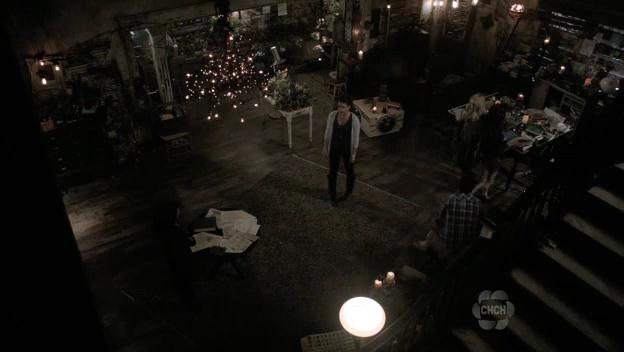 VampireDiariesWorld-dot-org_TheSecretCircle-S01E03-0722.jpg