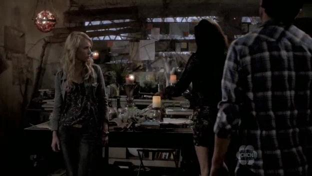 VampireDiariesWorld-dot-org_TheSecretCircle-S01E03-0723.jpg