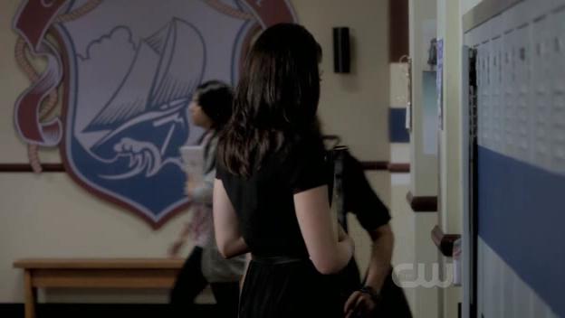 VampireDiariesWorld-dot-org_TheSecretCircle-S01E04-0263.jpg