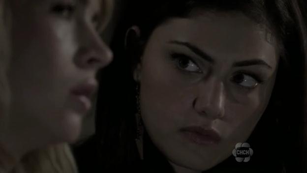 VampireDiariesWorld-dot-org_TheSecretCircle-S01E04-1223.jpg