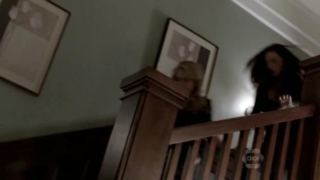 VampireDiariesWorld-dot-org_TheSecretCircle-S01E04-1955.jpg