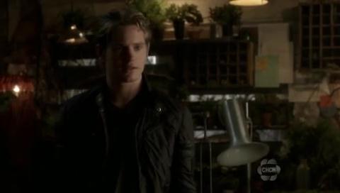 VampireDiariesWorld-dot-org_TheSecretCircle-S01E05-0528.jpg