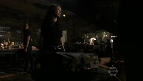 VampireDiariesWorld-dot-org_TheSecretCircle-S01E05-0747.jpg