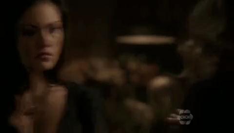 VampireDiariesWorld-dot-org_TheSecretCircle-S01E05-1394.jpg