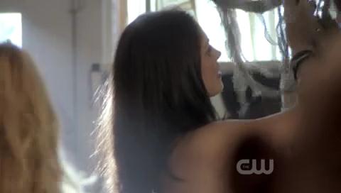 VampireDiariesWorld-dot-org_TheSecretCircle-S01E07-0103.jpg