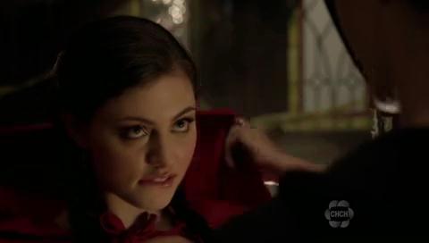 VampireDiariesWorld-dot-org_TheSecretCircle-S01E07-1366.jpg