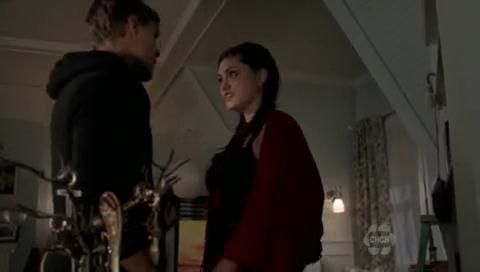 VampireDiariesWorld-dot-org_TheSecretCircle-S01E07-1480.jpg