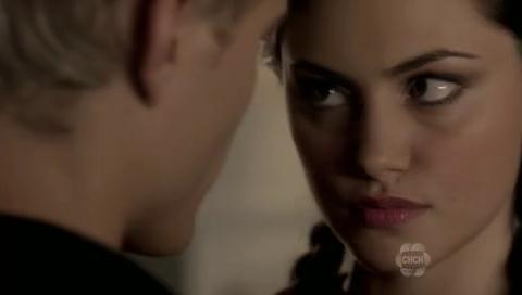 VampireDiariesWorld-dot-org_TheSecretCircle-S01E07-1499.jpg